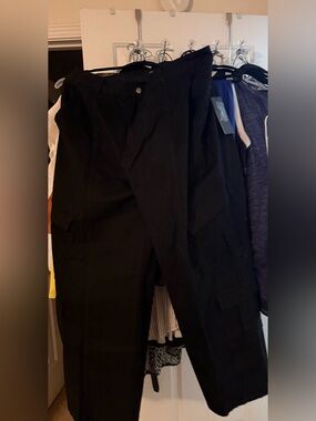 Women Black Cargo Pants
